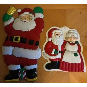 2 VTG 1990's‎ Plastic 3D Christmas Wall Decoration Santa & Santa And Mrs. Claus